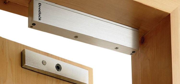 Magnetic lock installation Mecca